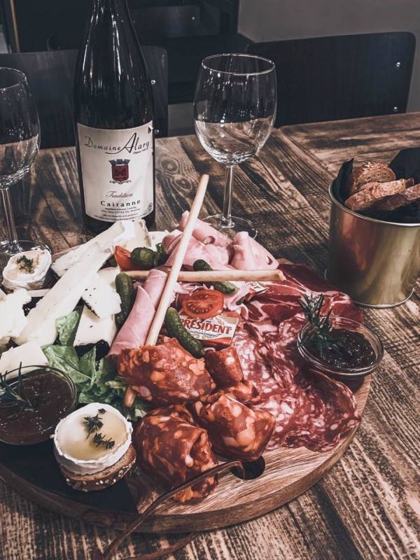 Le restaurant - L'Incontournable - Brasserie Saint-Victoret - restaurant sympa SAINT-VICTORET